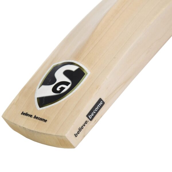 SG SAVAGE XTREME FINEST ENGLISH WILLOW, GRADE 3 CRICKET BAT (LEATHER BALL) - Image 7